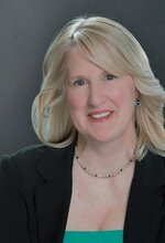 Real Estate Agent April Reinhard